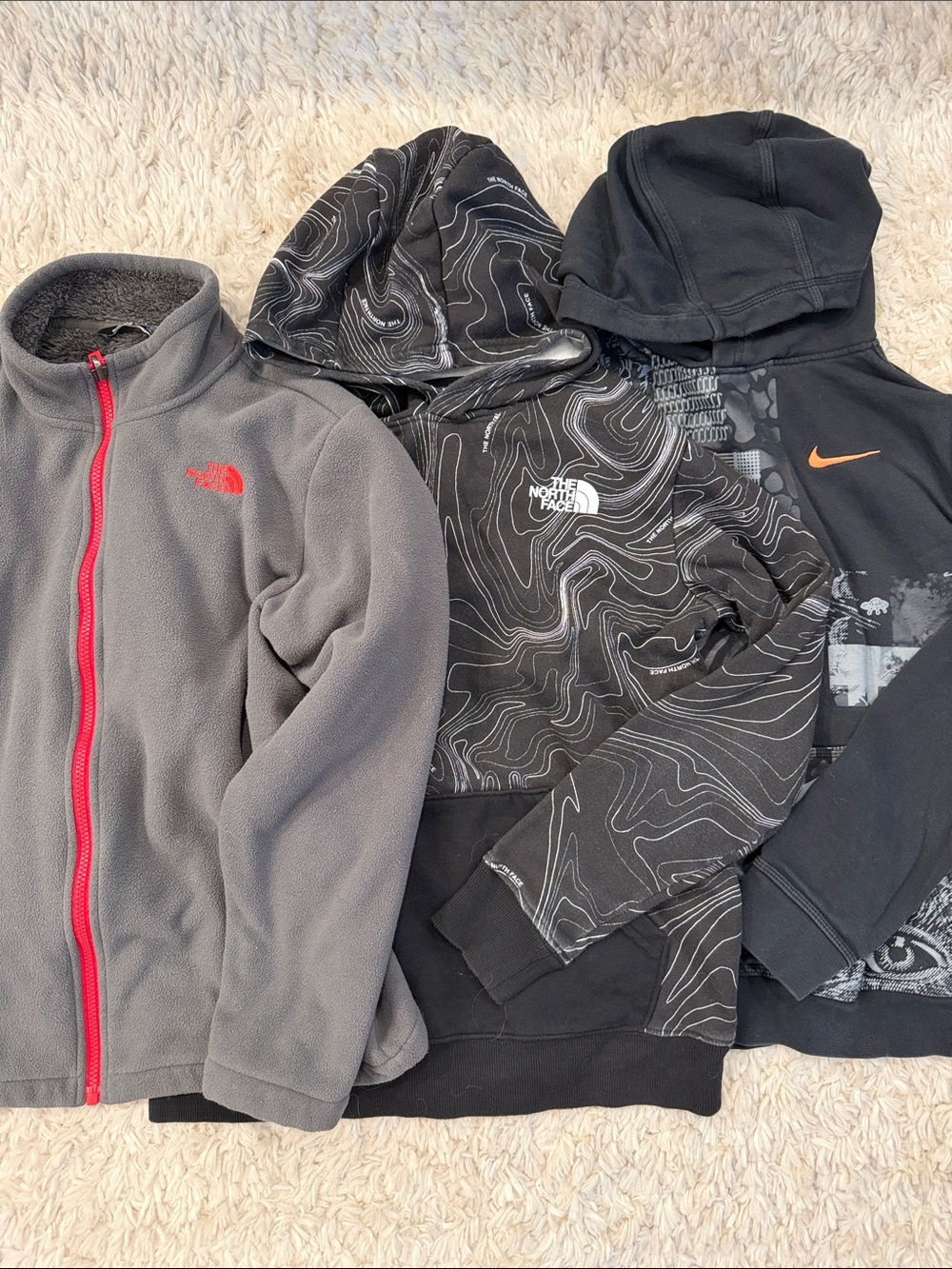 BUNDLE The North Face hoodie & jacket & Nike Hoodie & Jacket Youth Large 3pc